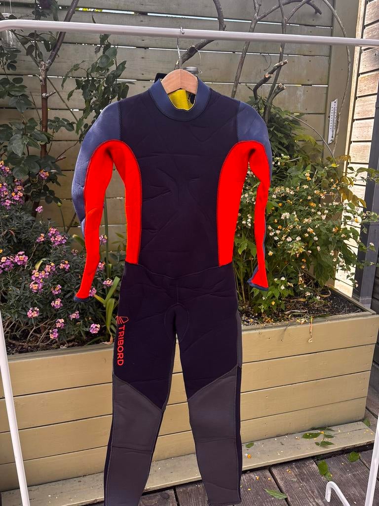 Wetsuit kinderen maat 10 (Tribord (Decathlon), Ophalen, Zo goed als nieuw, Kind, Wetsuit