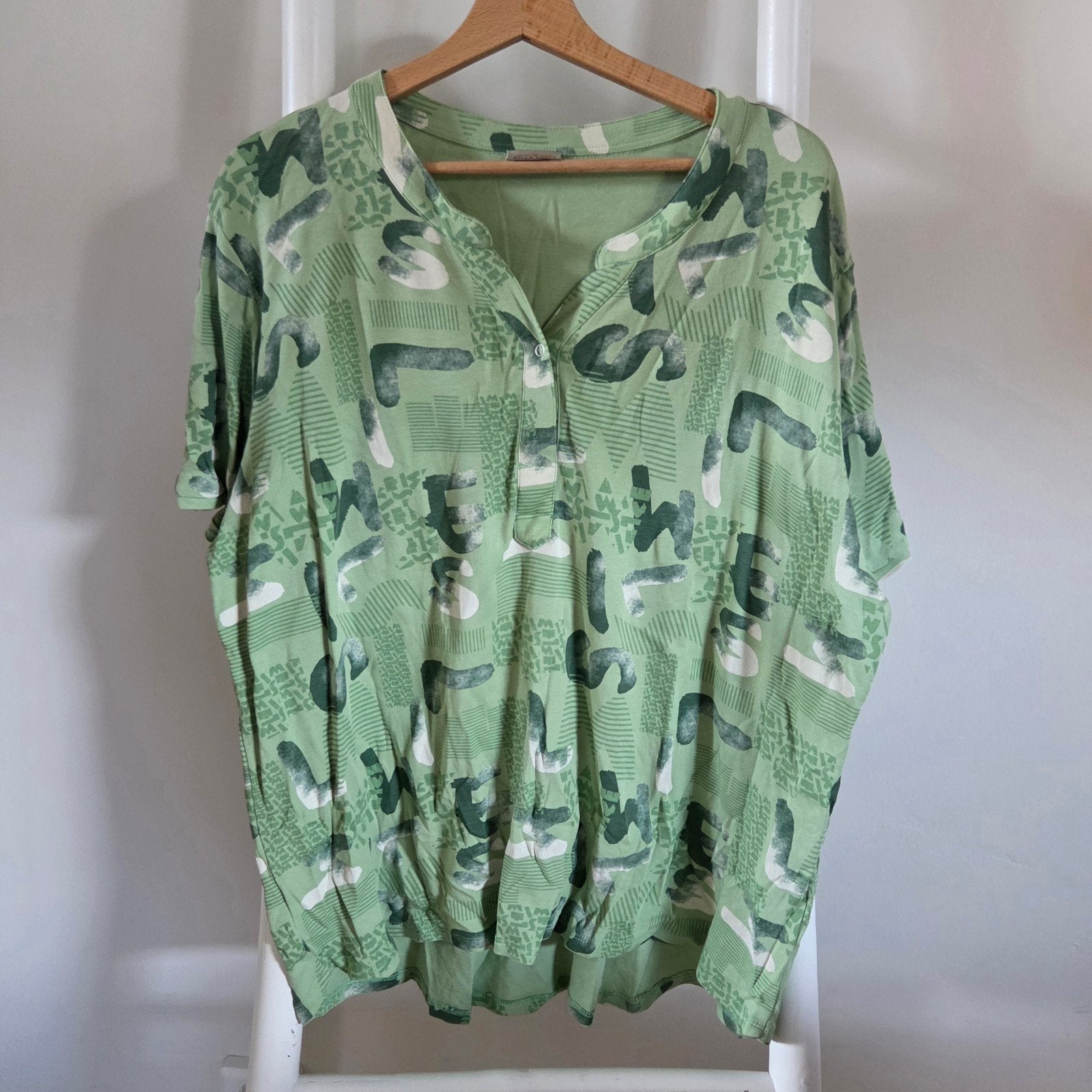 Bella Donna Blouse Maat 48 - Groen met print, Bella Donna, Maat 46/48 (XL) of groter, Ophalen of Verzenden, Zo goed als nieuw