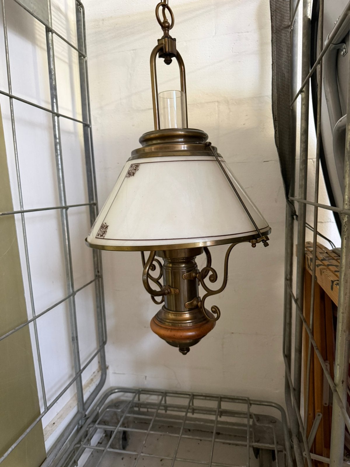 Klassieke / antieke hanglamp . Olie-lamp model, Antiek en Kunst, Antiek | Lampen, Ophalen