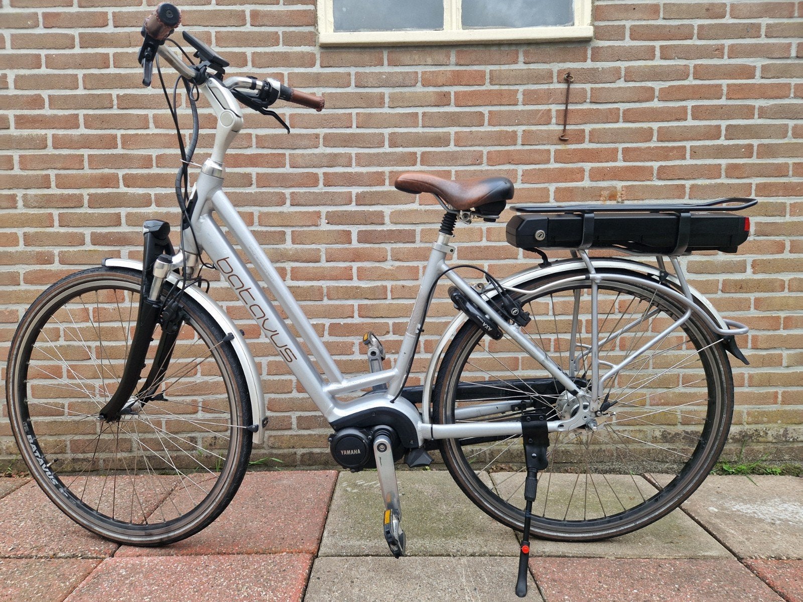 ELEKTRISCHE FIETS BATAVUS STREAM (YAMAHA MIDDEN MOTOR)ACCU 5, Ophalen, Zo goed als nieuw, Batavus