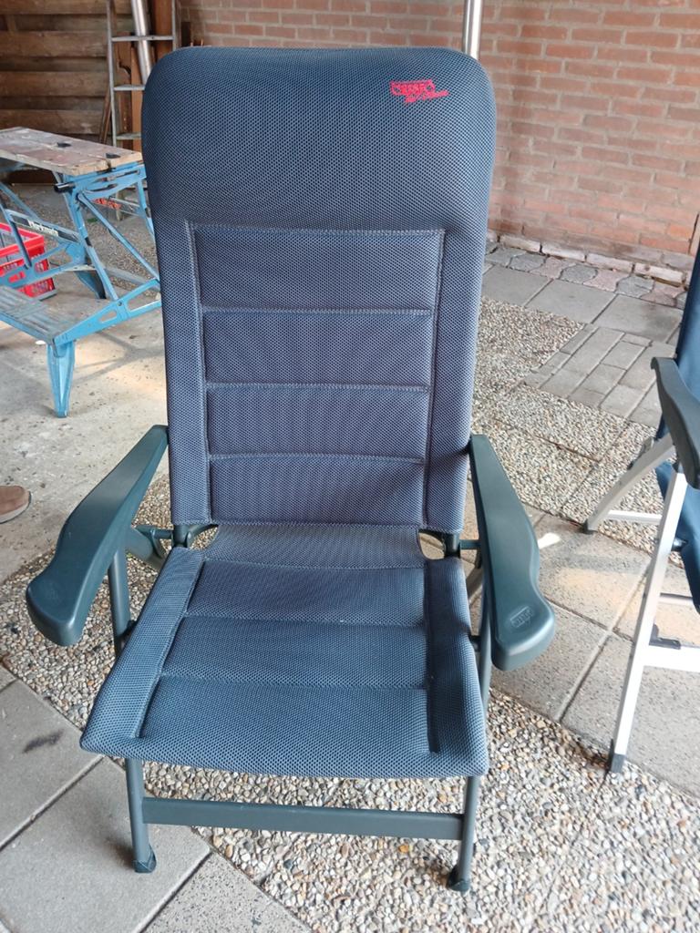 Te koop vier camping stoelen, Caravans en Kamperen, Kampeermeubelen, Ophalen of Verzenden, Campingstoel