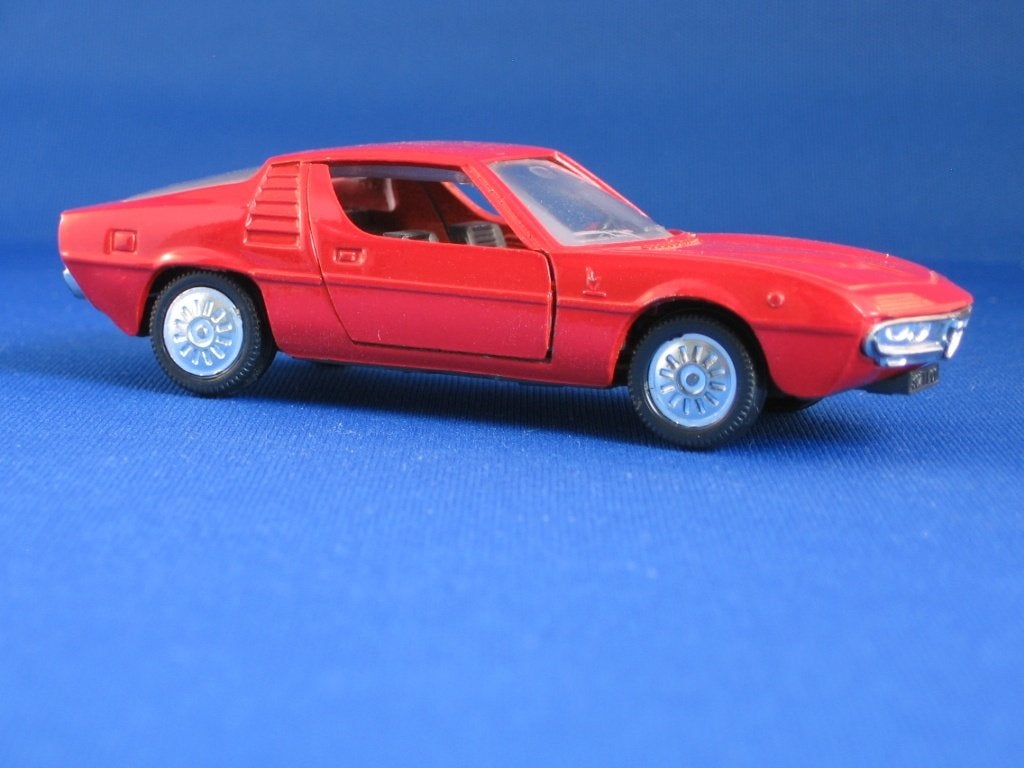 Mod 10 Alfa Romeo Montreal (1970) , Jetcar de Norev ,, Hobby en Vrije tijd, Ophalen of Verzenden, Gebruikt, Auto, Norev
