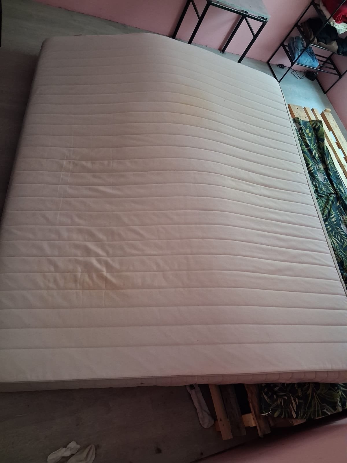 Matras 160x200 gratis  in Eindhoven ophalen 5653 HD 238, Ophalen, Gebruikt, Tweepersoons, Matras