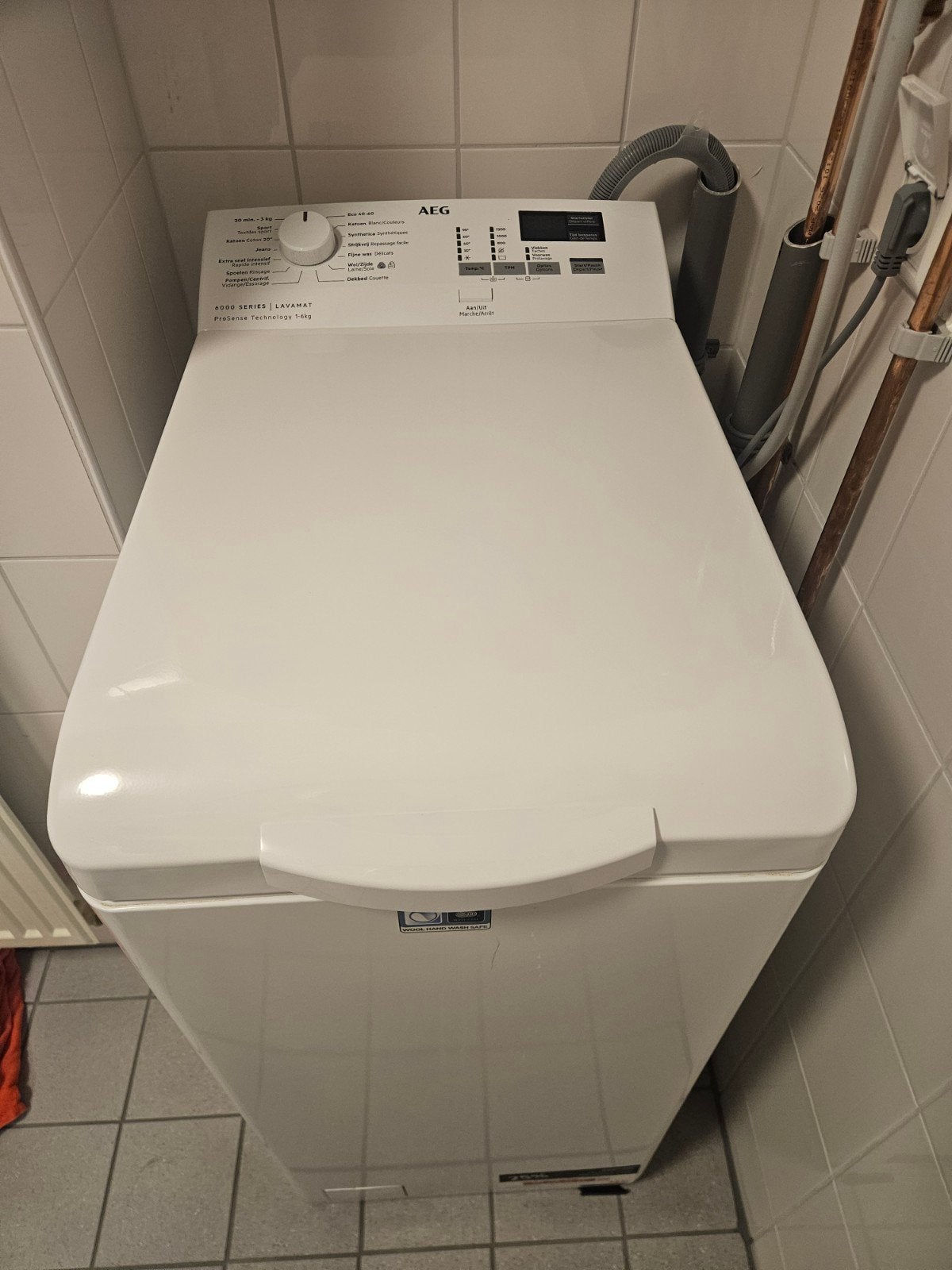 AEG Lavamat 6000 serie wasmachine - Z.G.A, Bovenlader, Ophalen of Verzenden, Zo goed als nieuw, 85 tot 90 cm