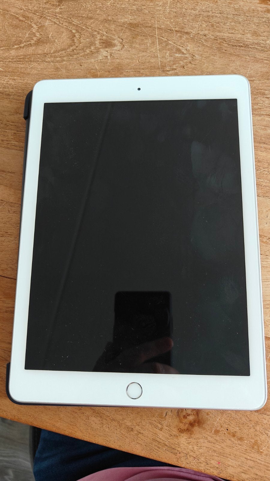 Apple Ipad A1893 2019 zilver/wit defect, Computers en Software, Apple iPads, Ophalen, Gebruikt, 32 GB, Apple iPad