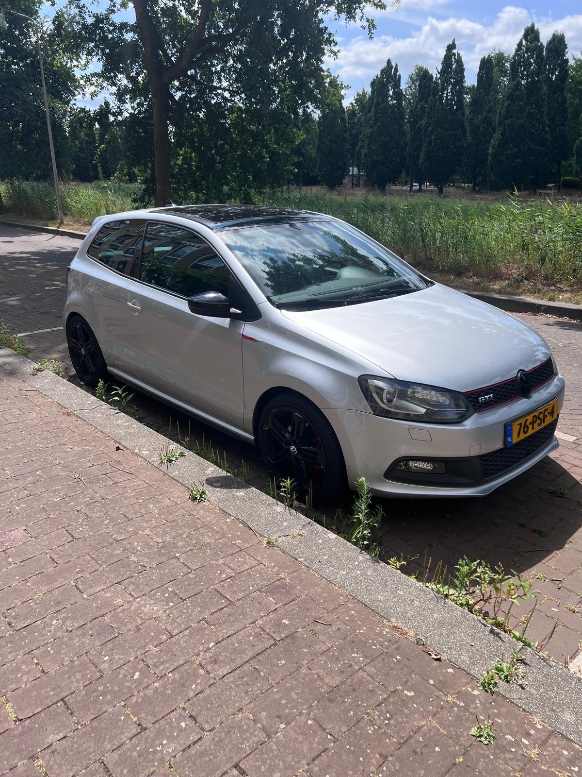 Volkswagen Polo GTI 1.4 TSI 132KW DSG 2011 PANO Grijs., Auto's, 4 cilinders, 179 pk, Origineel Nederlands, 1200 kg