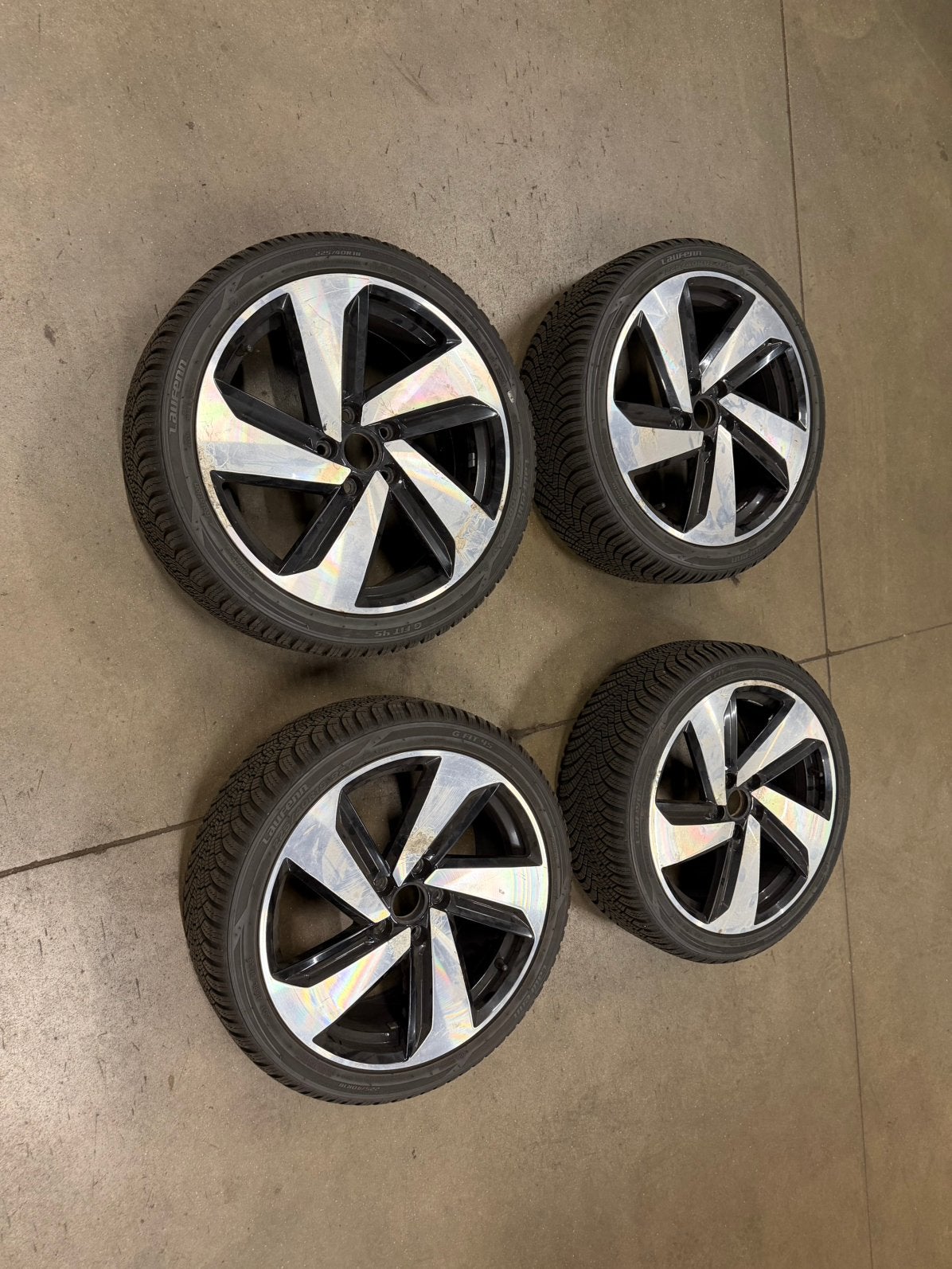 Golf 7gti velgen nieuwe 4seiz banden, Auto diversen, Ophalen, Zo goed als nieuw