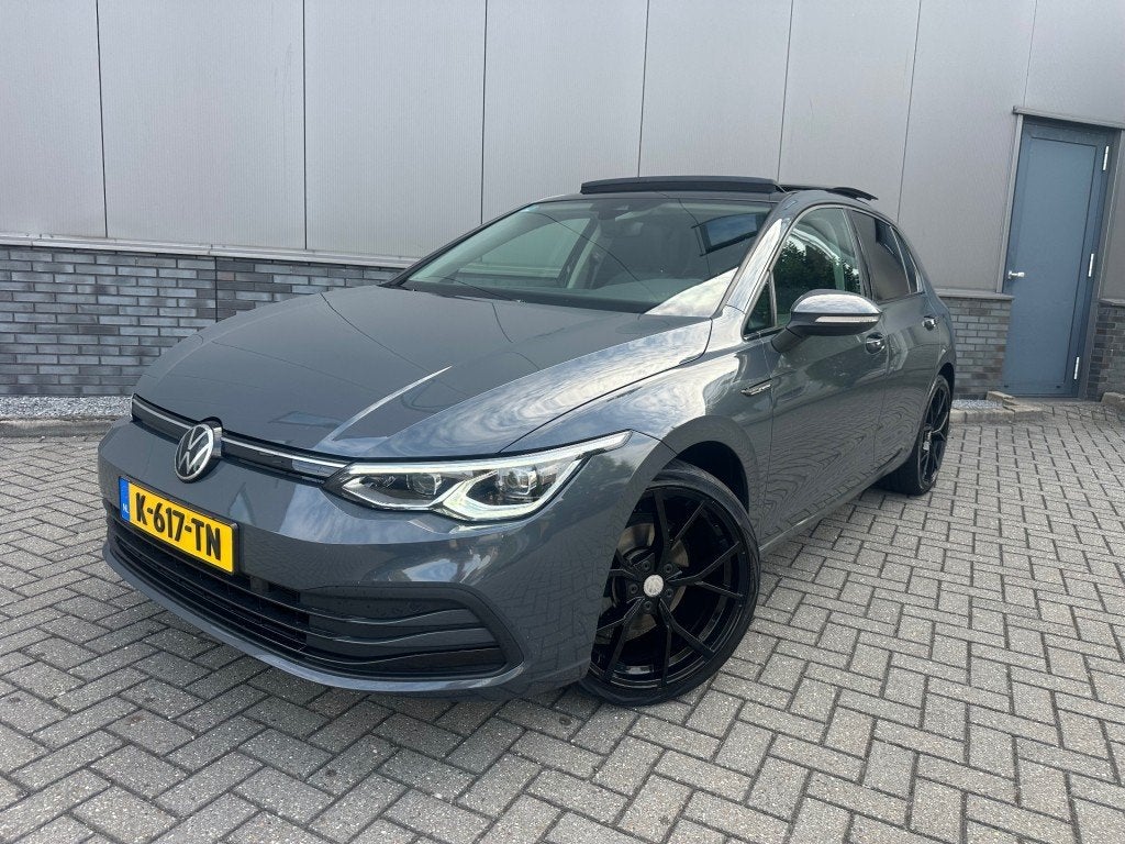 Volkswagen GOLF 1.5 ETSI STYLE+Pano dak Ned auto, 4 cilinders, 150 pk, Origineel Nederlands, Bedrijf