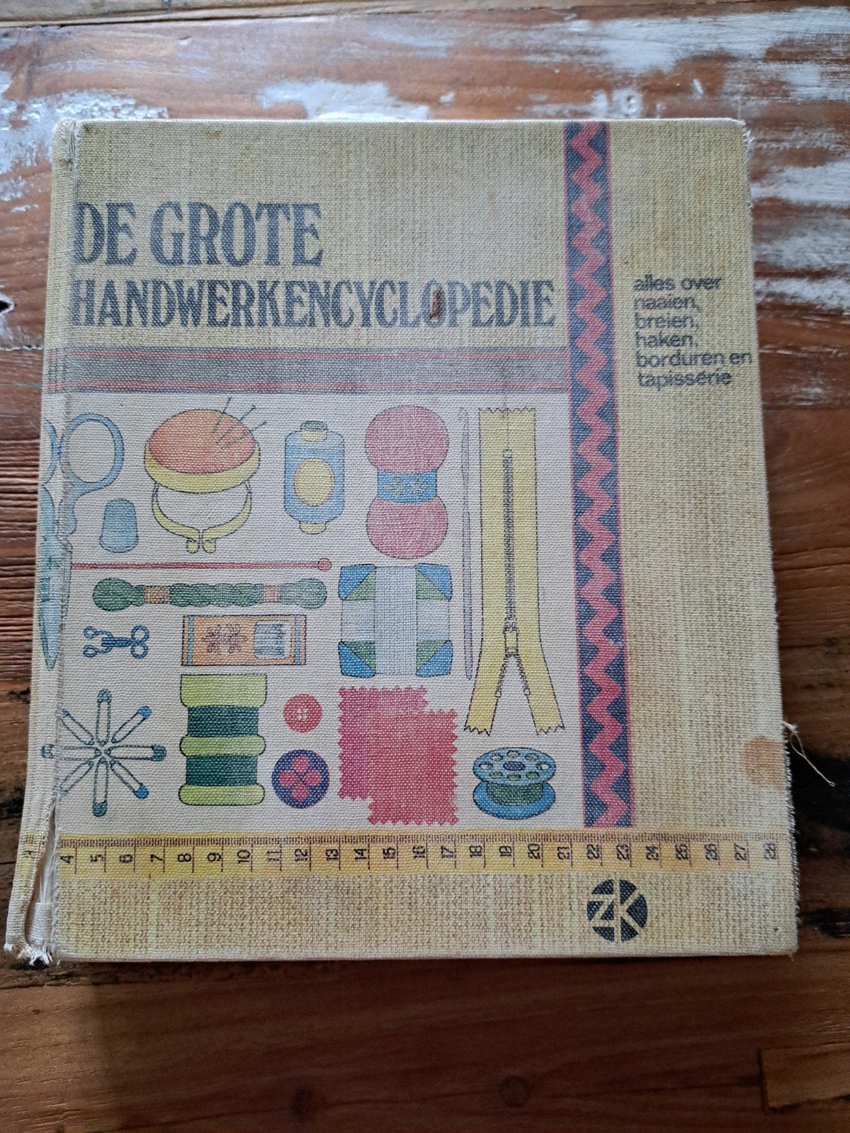 De Grote Handwerkenencyclopedie & Modieus Naaien en Knippen, Boeken, Ophalen, Gelezen, Borduren en Naaien, Onbekend