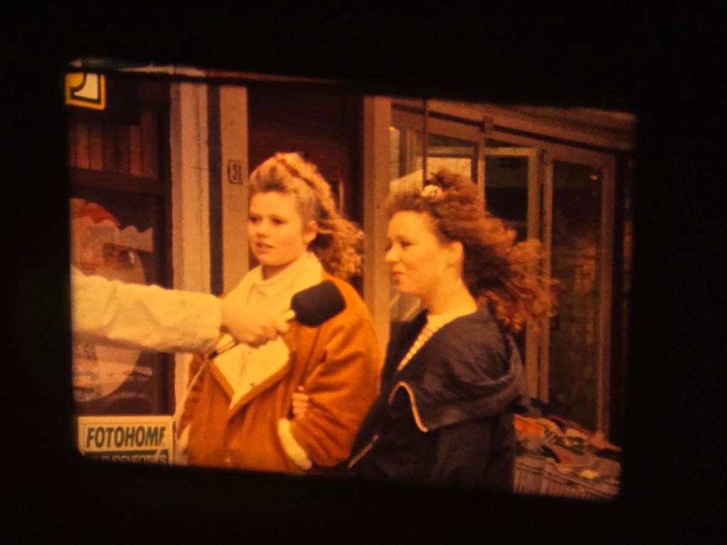 16 mm reportage film., Audio, Tv en Foto, Filmrollen, Ophalen of Verzenden, 16mm film