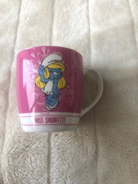 Vrolijke Roze Smurfen Mok - Smurfin / Miss Smurfette Beker, Ophalen of Verzenden, Zo goed als nieuw, Smurfin, Gebruiksvoorwerp