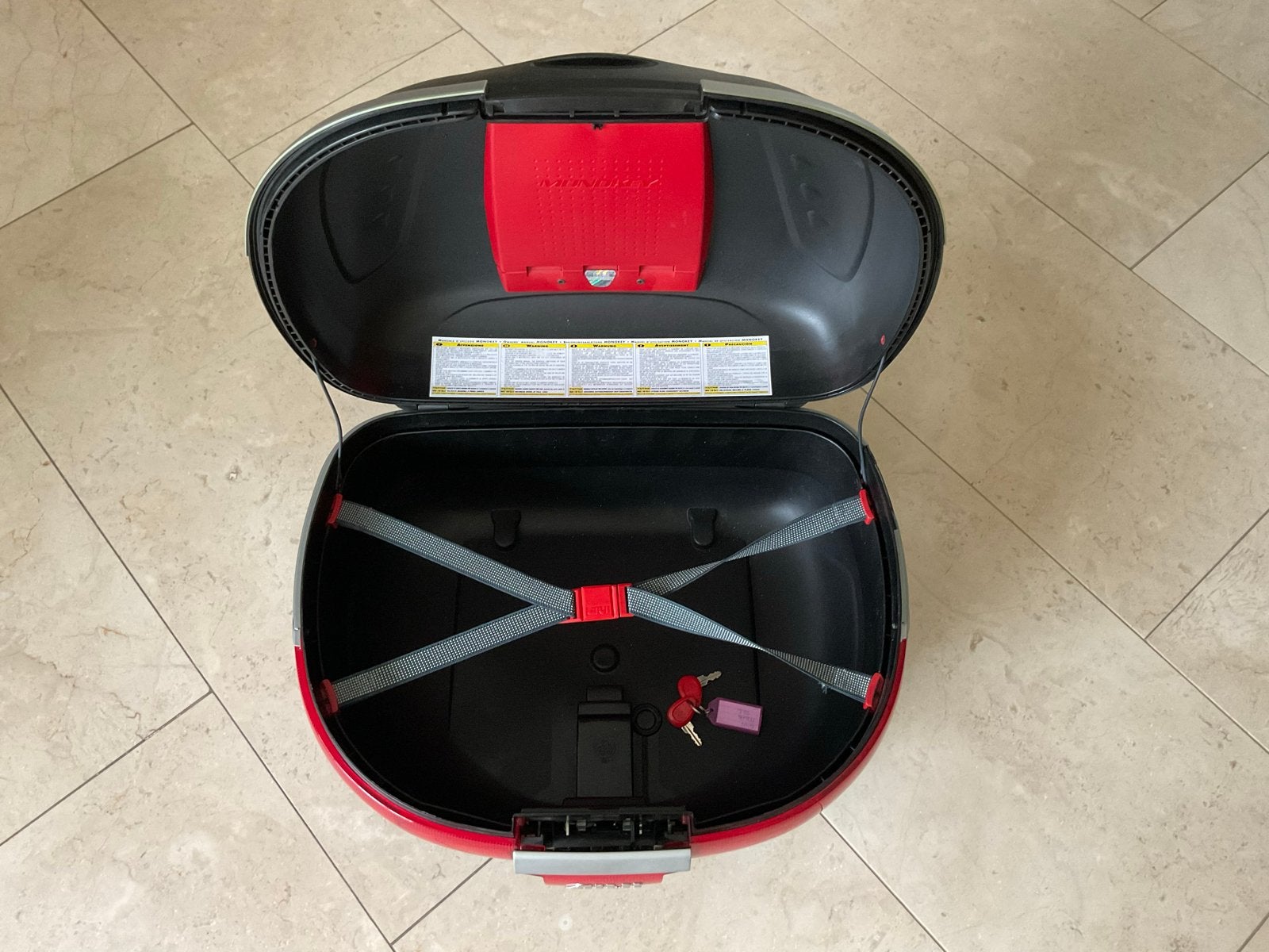 Givi Maxia E52 Topkoffer - Ruime en Veilige Opbergruimte, Ophalen, Gebruikt