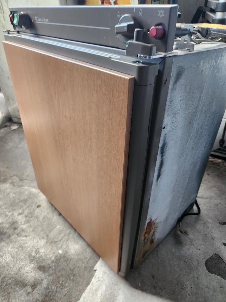 Electrolux Koelkast - Compact & Efficiënt, Witgoed en Apparatuur, Koelkasten en IJskasten, Gebruikt, Met vriesvak, 75 tot 100 liter