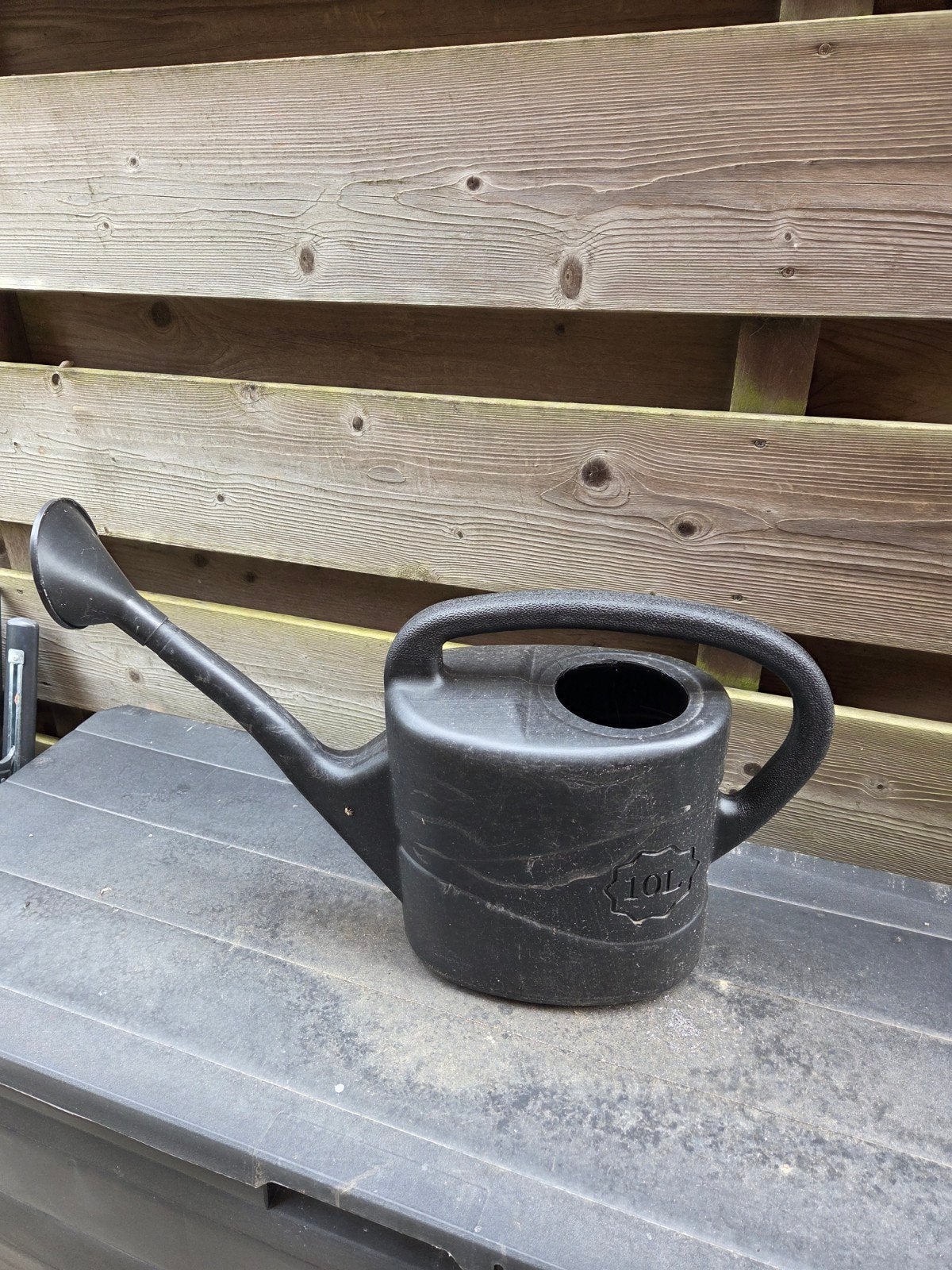 Zwarte gieter 10 liter, Ophalen, Kunststof