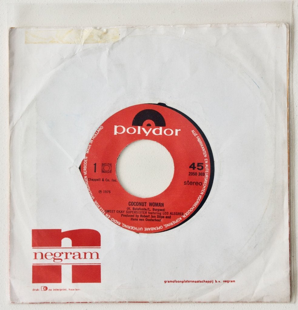 Sweet Okay Supersister & Los Alegres - Coconut woman (NL 75), Cd's en Dvd's, Ophalen of Verzenden, Gebruikt, 7 inch, Pop