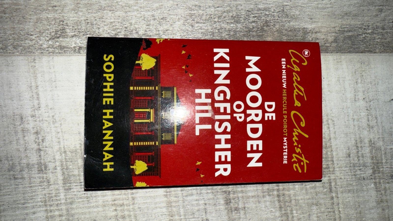 De Moorden op Kingfisher Hill - Sophie Hannah, Ophalen of Verzenden, Gelezen
