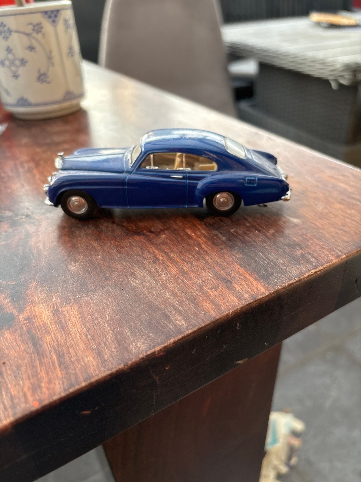 Dinky Toys 1959 Bentley S Type Continental schaalmodel, Ophalen of Verzenden, Gebruikt, Overige typen