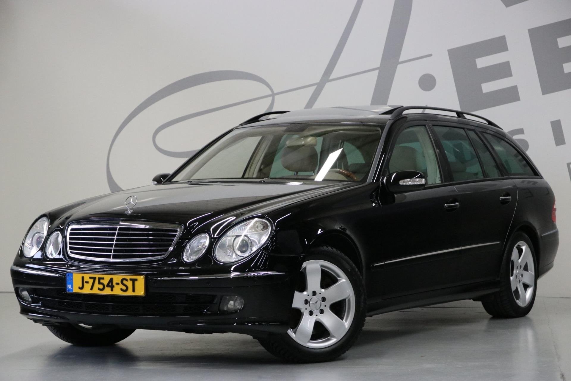 Mercedes-Benz E-klasse Combi 500 Elegance 4-Matic/ 7 persoon, Automaat, Gebruikt, Zwart, Leder