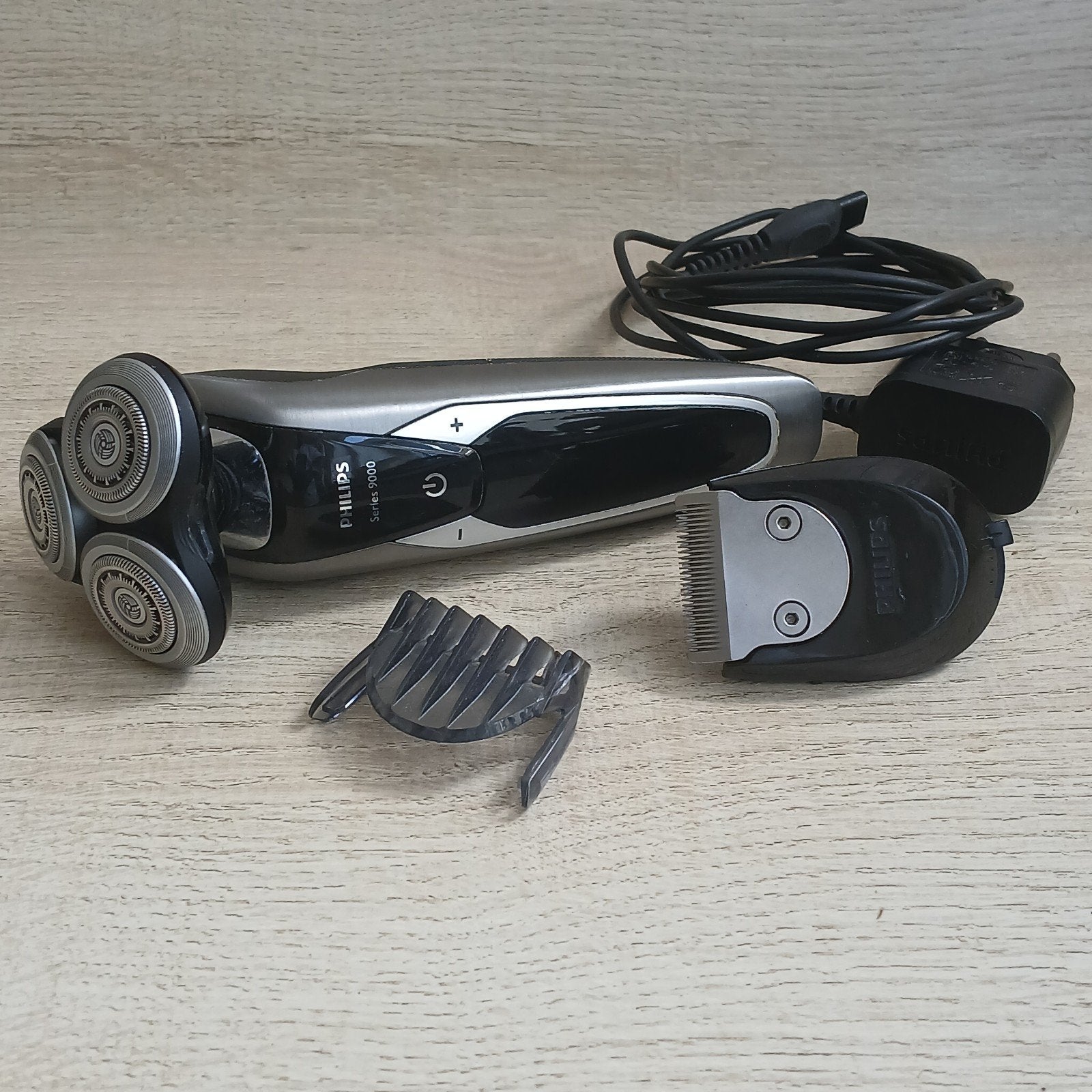 Philips Series 9000 S9711 scheerapparaat met trimmer, Witgoed en Apparatuur, Persoonlijke-verzorgingsapparatuur, Ophalen of Verzenden