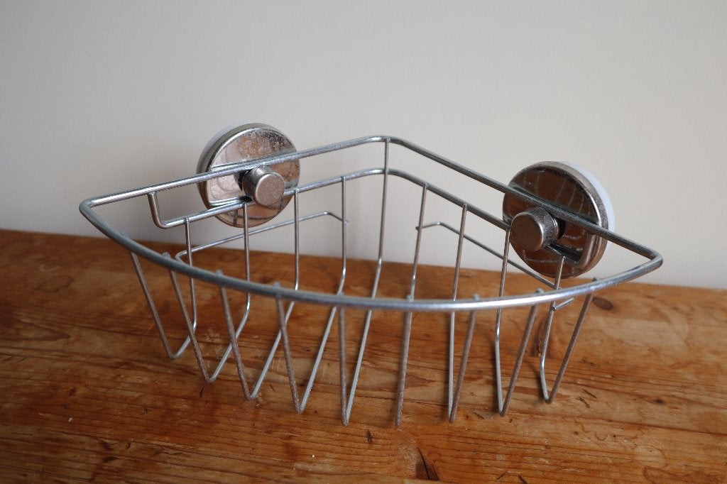 KROKFJORDEN hoekbakje zuignap badkamer, IKEA, Gebruikt, Ophalen of Verzenden, Douche-accessoire