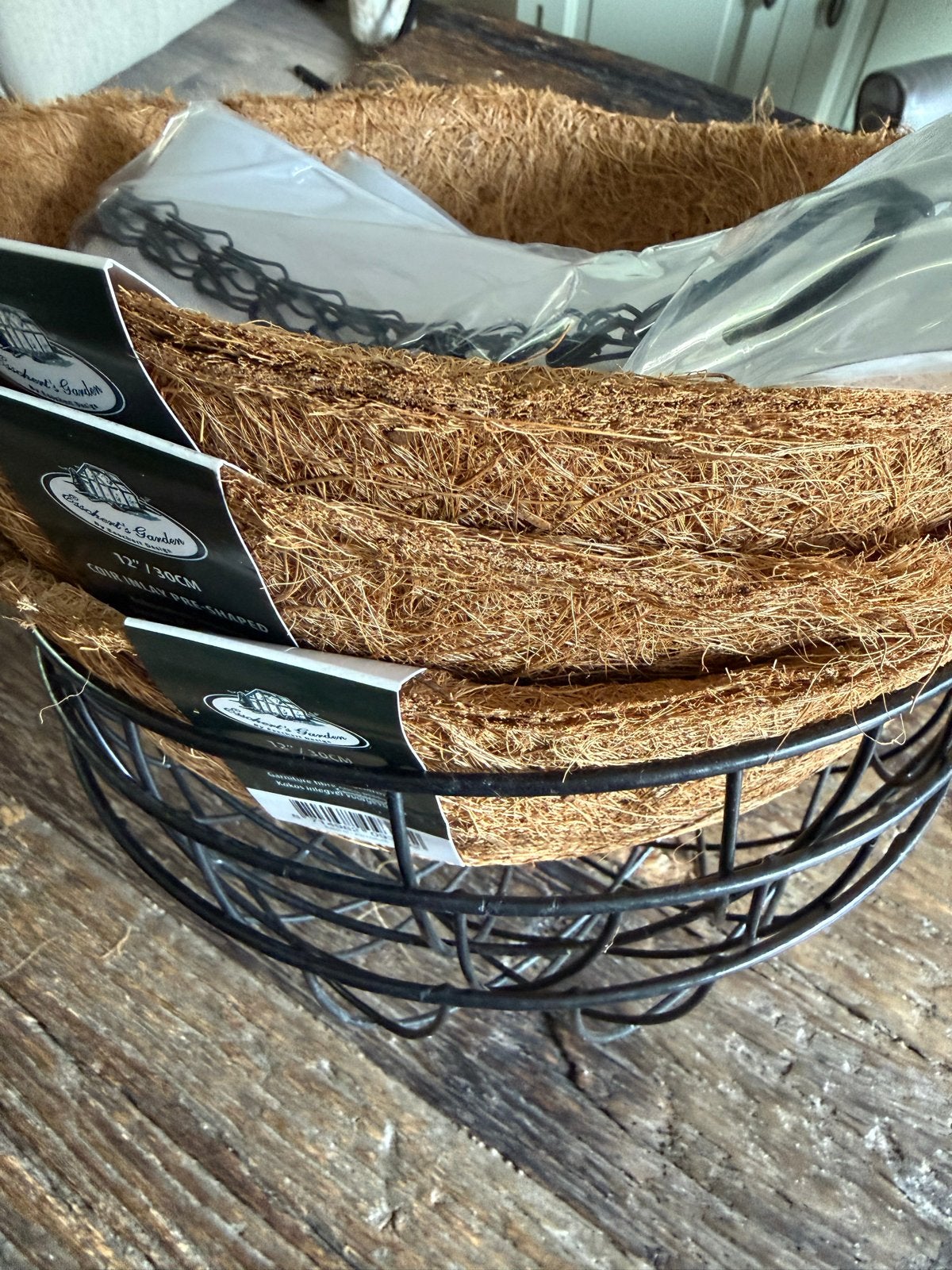 Basket hangmanden met nieuwe kokos en nieuwe ketting, Ophalen of Verzenden, Nieuw, Rond, Tuin