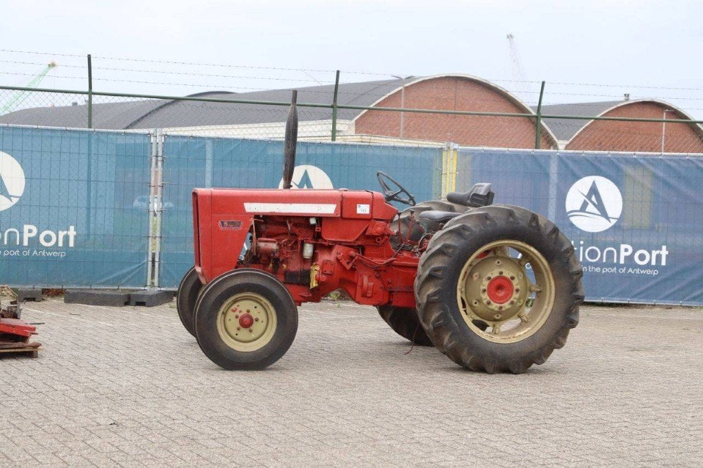 Foto 12 van Veiling: Tractoren en Minitractoren