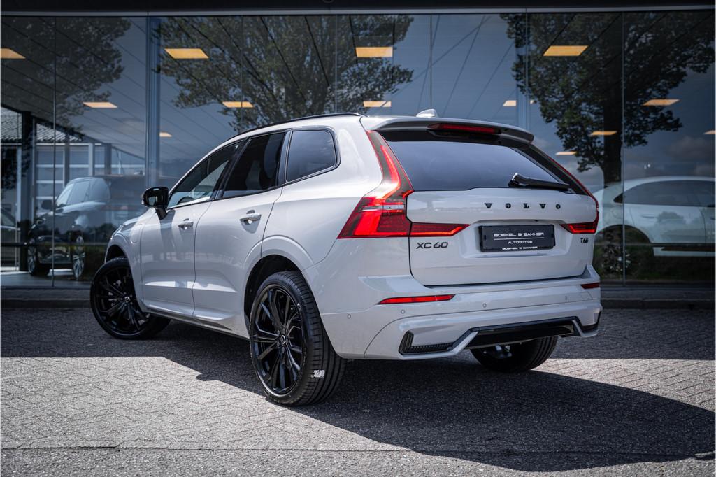 Volvo XC60 2.0 T6 Plug-in hybrid AWD Plus Black Edition *H&K, Automaat, 12 maanden, Gebruikt, Zwart