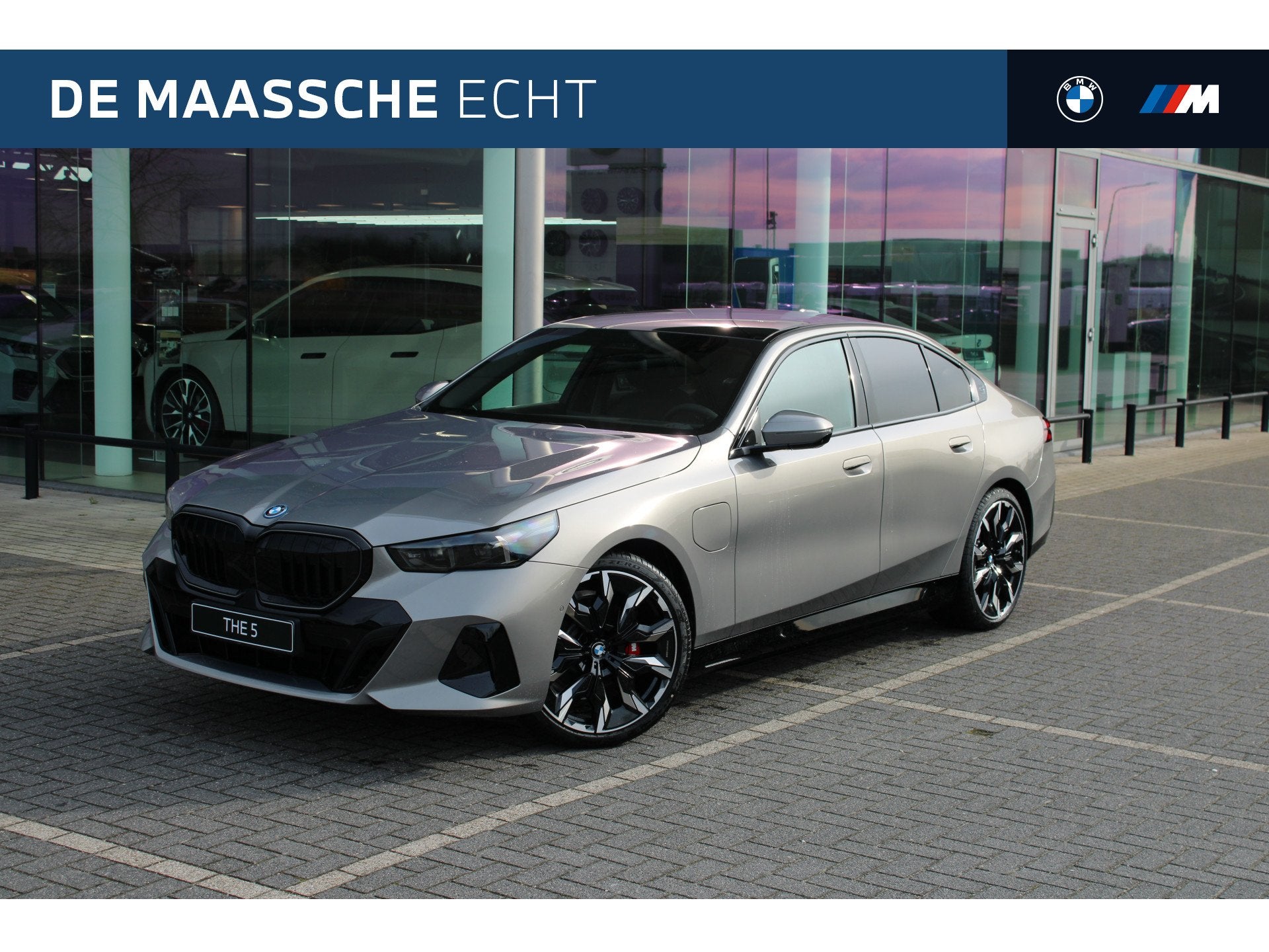 BMW 5 Serie 530e M Sport Automaat / Panoramadak / Trekhaak /