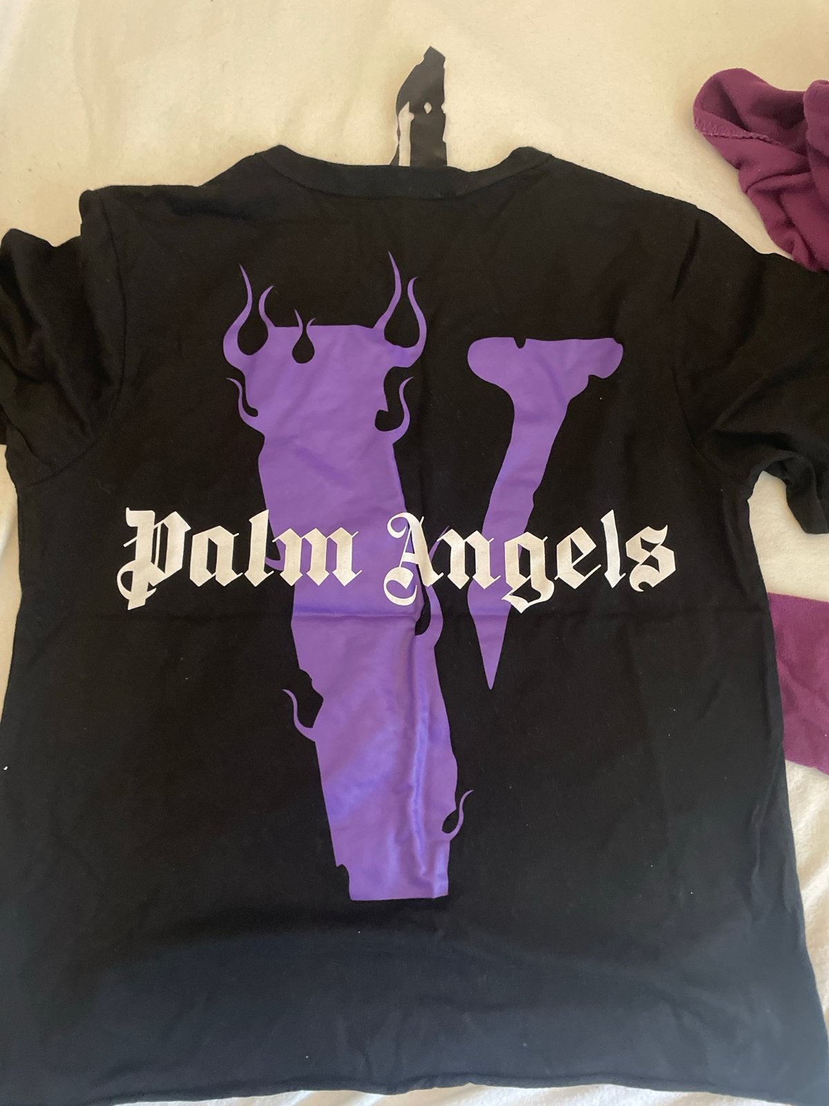 Palm Angels Vlone T-shirt Zwart Paars M, Zwart, Zo goed als nieuw, Korte mouw, Ophalen