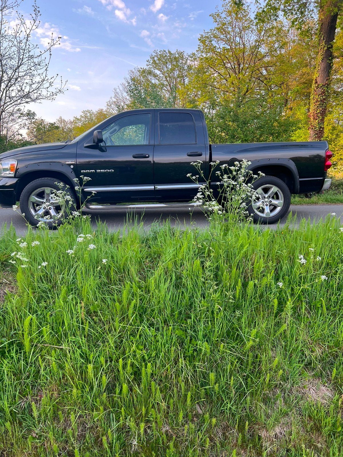 DODGE RAM 2500👈🏻not (1500) BENZINE EN GAS 👍ACTIE € 12999, Ophalen of Verzenden