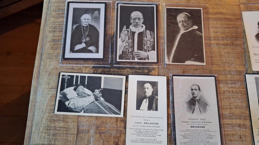 78 bijzondere antieke prentjes met afb.  van geestelijken, Antiek en Kunst, Antiek | Religie, Ophalen of Verzenden