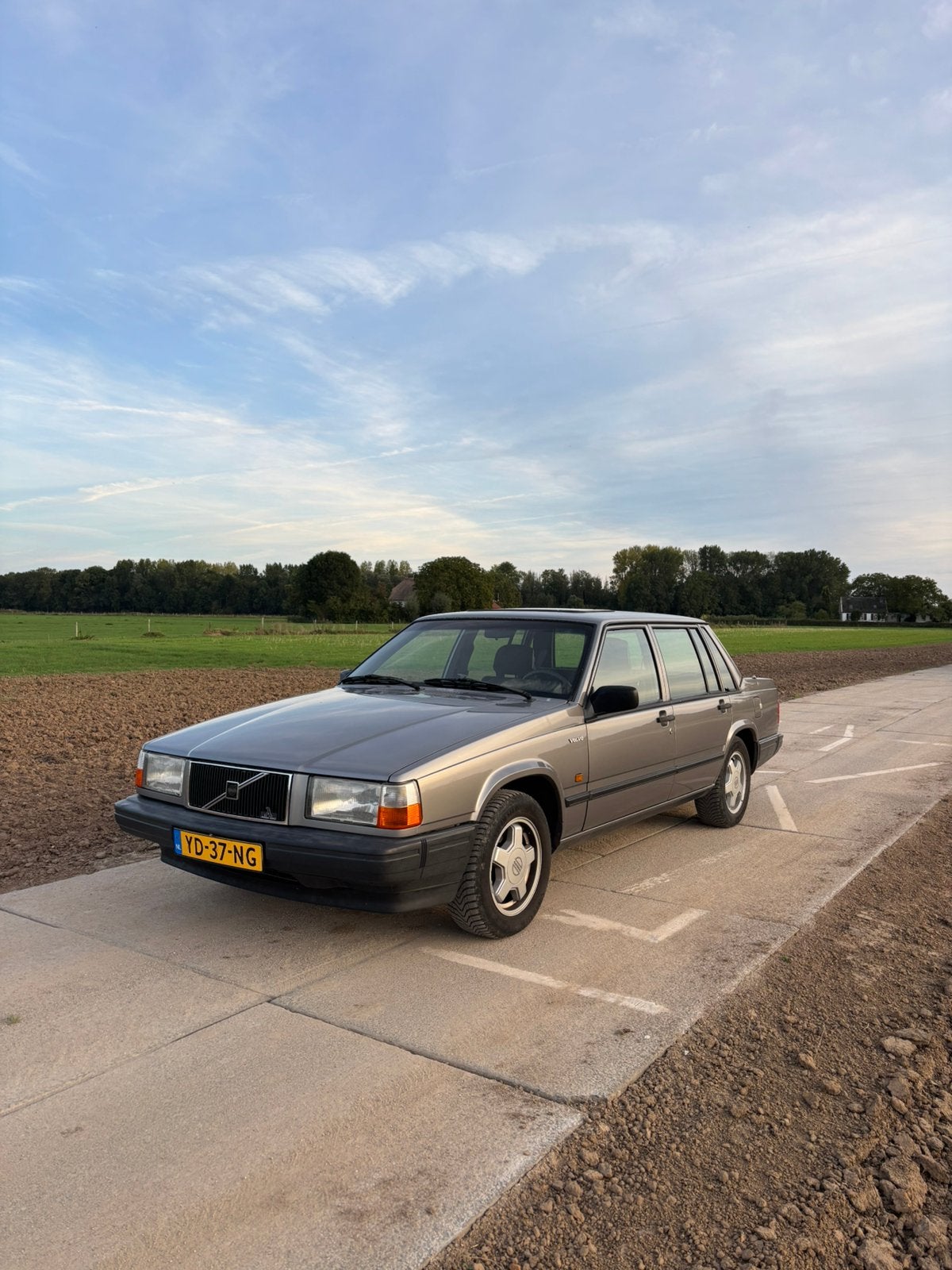 Volvo 740 2.3 GL U9 1990 Grijs, Auto's, 4 cilinders, Origineel Nederlands, Handgeschakeld, 115 pk