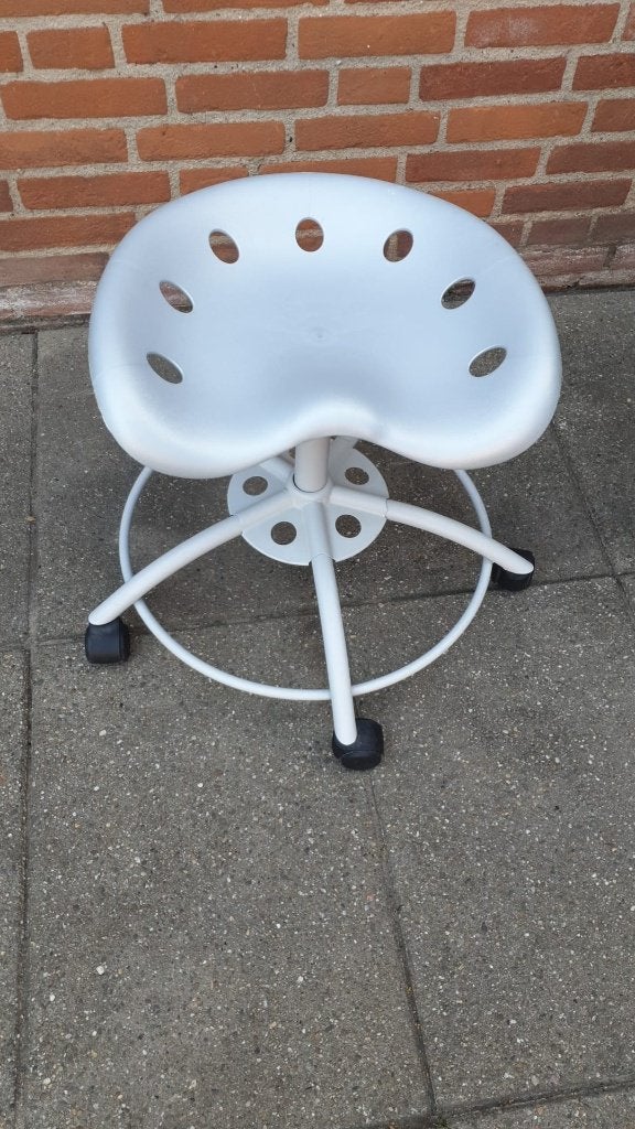 Witte verrijdbare kruk / werkstoel, Ophalen, Nieuw, Kunststof