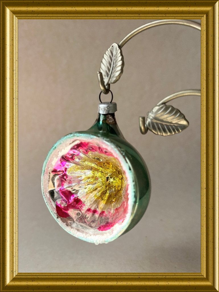Oude glazen kerstbal (nr 67) met deuk, reflector, Gebruikt, ., Ophalen of Verzenden, .