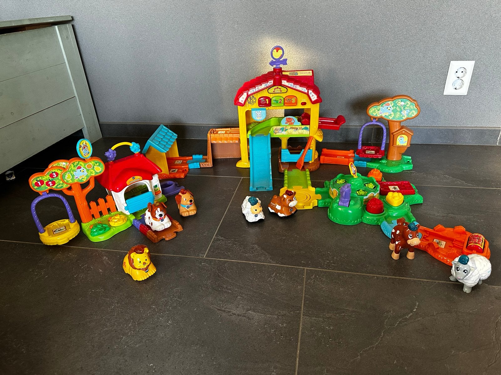 VTech Toet Toet Dieren boerderij en hondenhok, Ophalen, Gebruikt, Jongen of Meisje