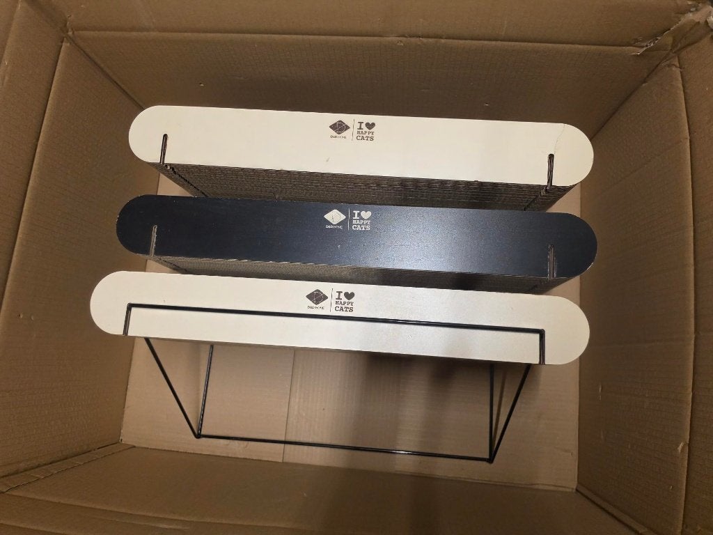 Krabplanken muurset 3 planken 1 houder van € 70,97 nu € 35,-, Dieren en Toebehoren, Krabplank, ., Nieuw, Ophalen of Verzenden