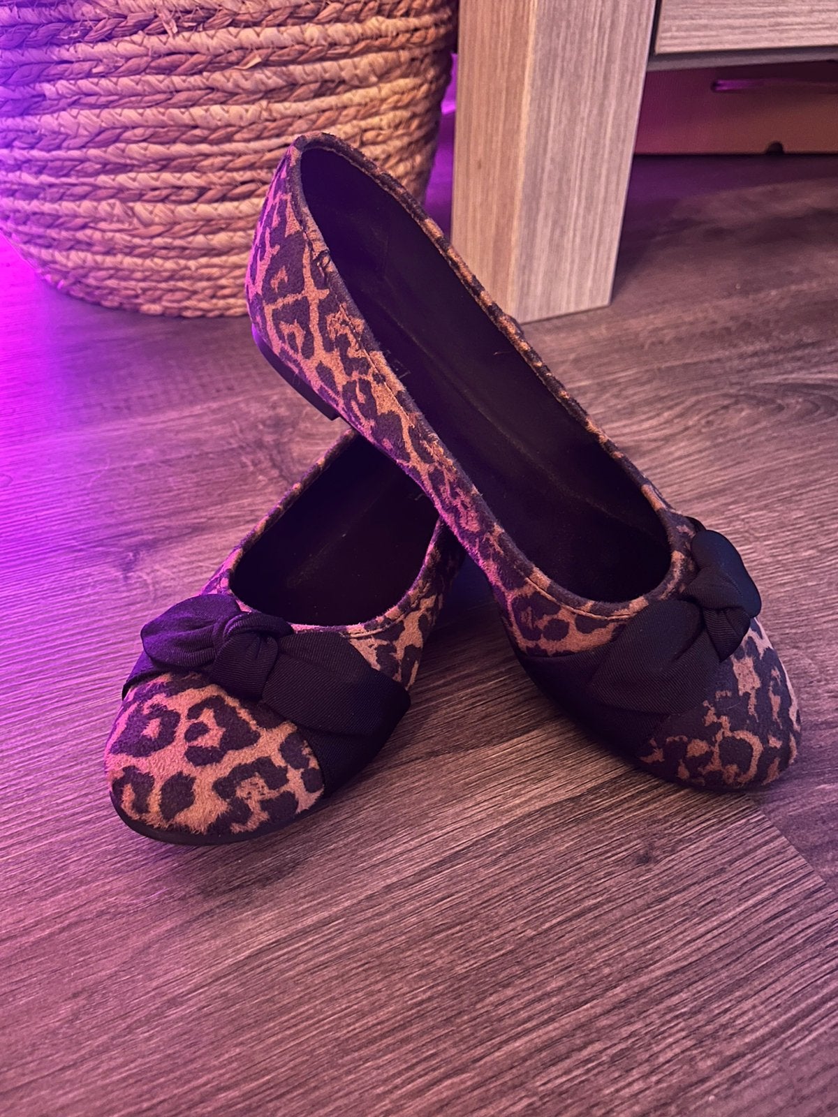 Leopard ballarina’s, Kleding | Dames, Schoenen, Bruin, Nieuw, Ballerina's, Ophalen of Verzenden
