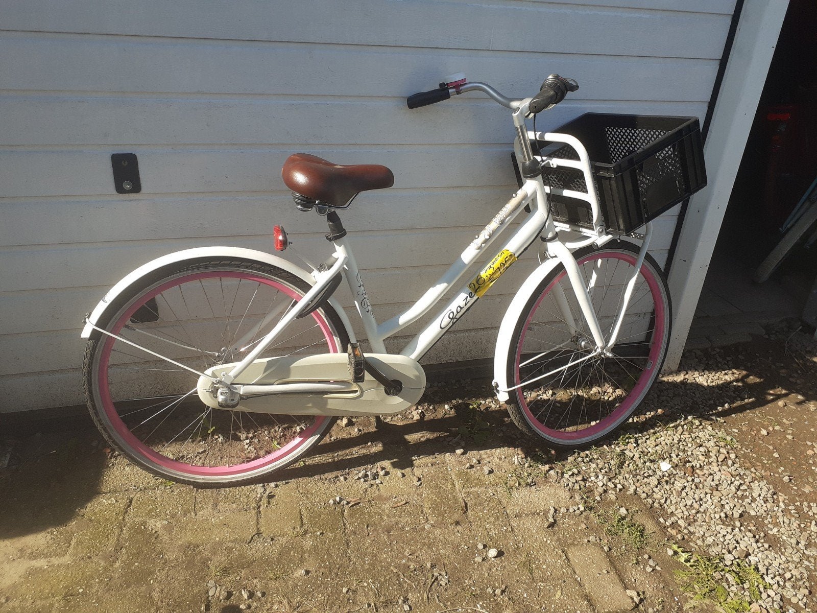 26 en 28 inch dames en Oma Transportfietsen, Fietsen en Brommers, Fietsen | Dames | Omafietsen, Ophalen of Verzenden, Zo goed als nieuw
