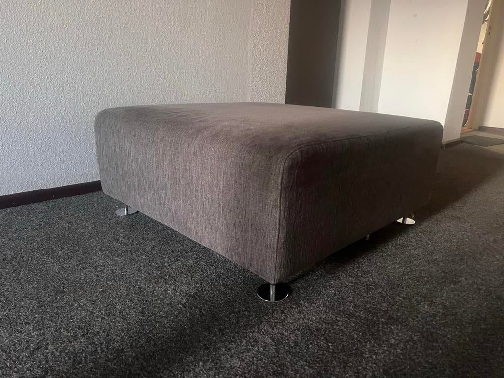 Montel Poef 93x93 cm (grijs), Ophalen, Gebruikt, Vierkant, 75 tot 100 cm