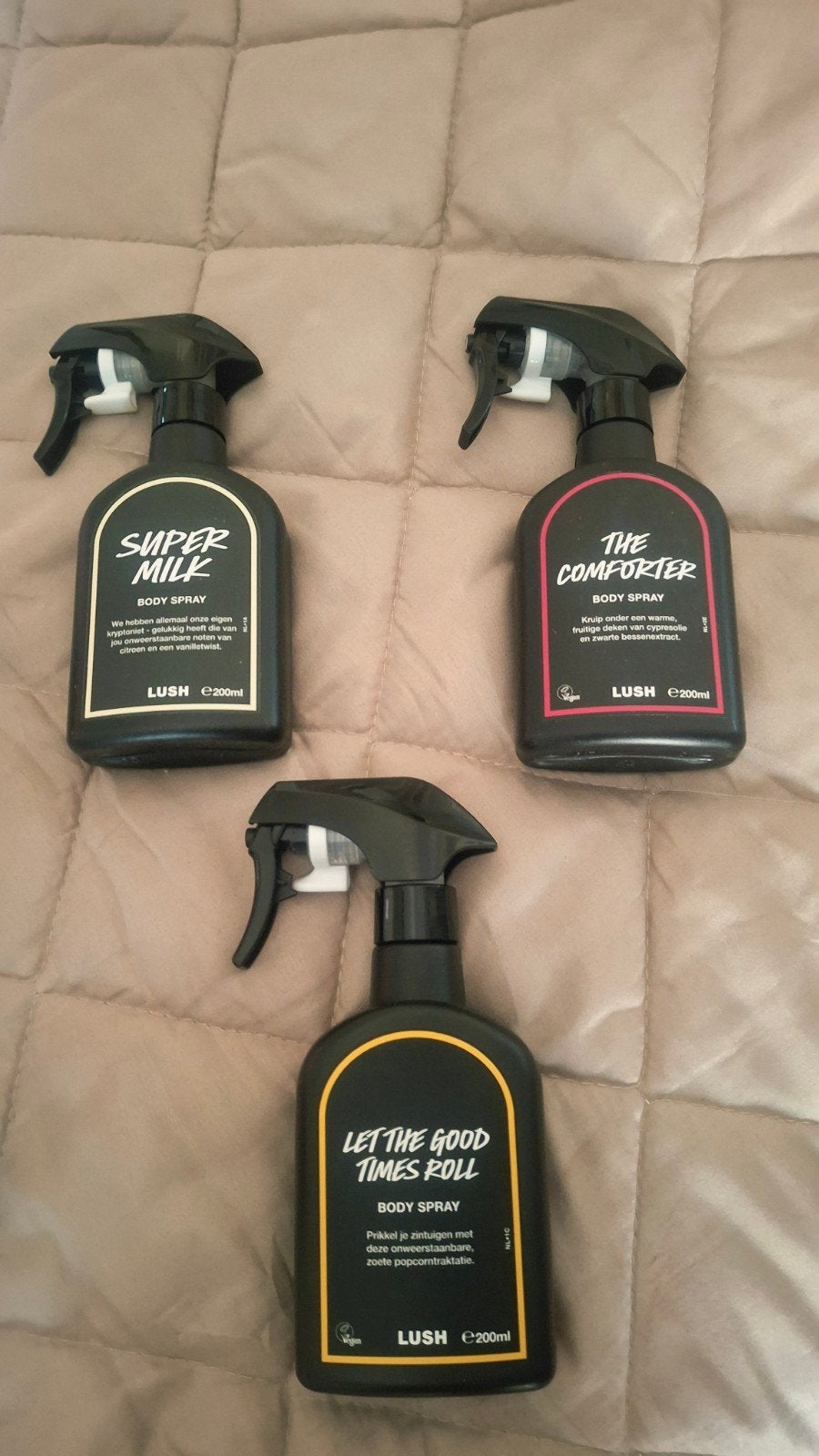 3 soorten LUSH Bodymist    €28,-set prijs, Sieraden, Tassen en Uiterlijk, Uiterlijk | Parfum, Ophalen of Verzenden, Zo goed als nieuw