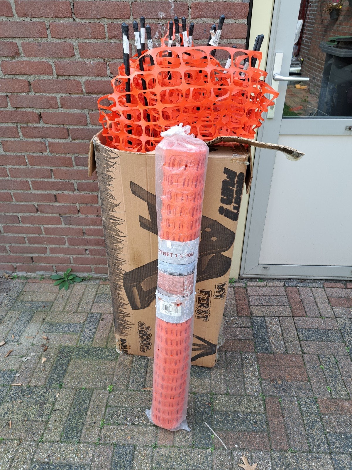 Oranje afzetnet met palen - Ideaal voor bouwplaatsen, Ophalen, Zo goed als nieuw