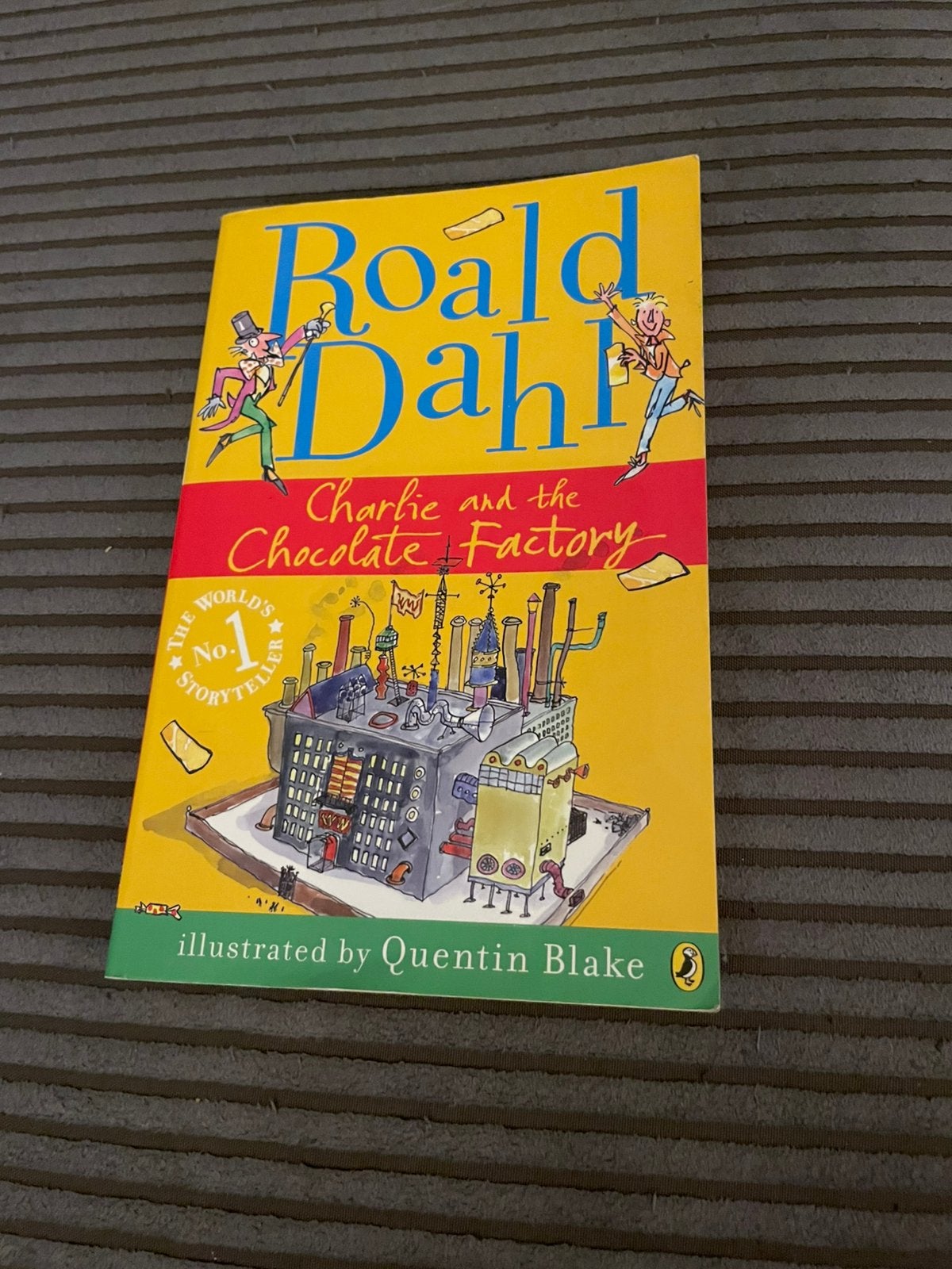 Engels boek Roald Dahl Charlie and the chocolate factory, Ophalen of Verzenden, Verhalen