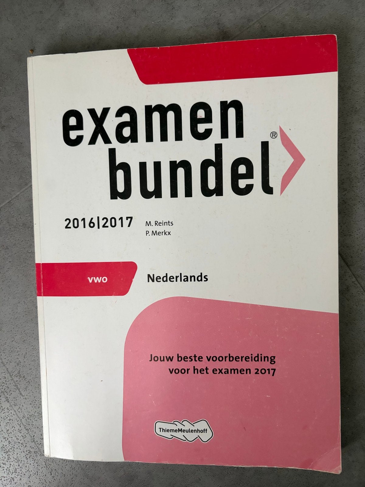 Examenbundel VWO Nederlands 2016/2017, Ophalen of Verzenden, Gelezen, VWO, Nederlands
