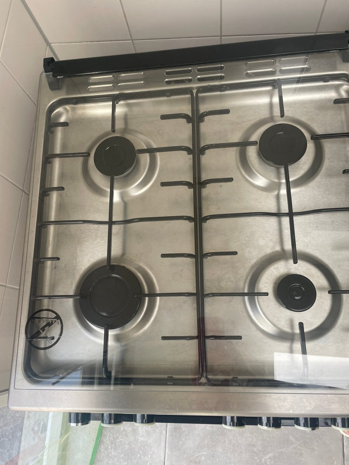 gasfornuis, Gebruikt, Gas, Vrijstaand, 4 kookzones