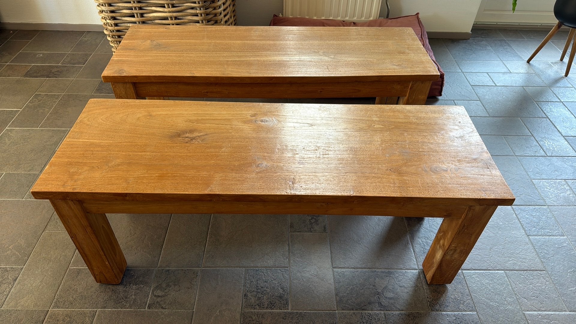 2 Teakhouten bankjes, Huis en Inrichting, Ophalen, Minder dan 75 cm, Tweepersoons, Zo goed als nieuw