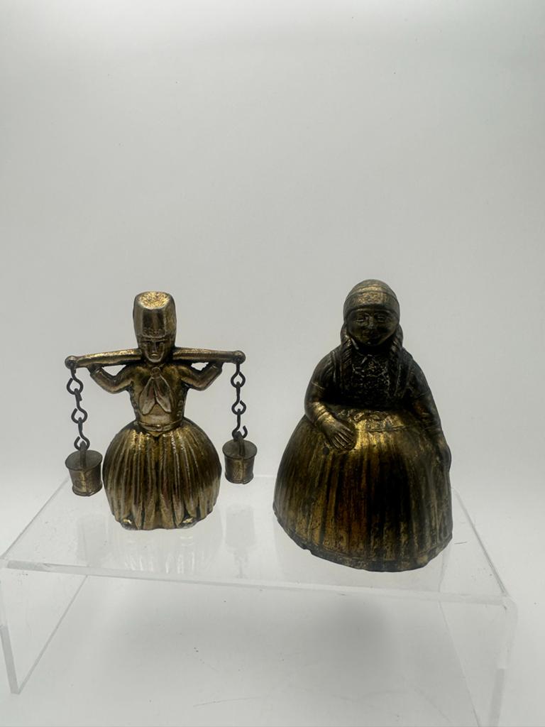 Set van 2 Vintage Tafelbellen: Folklore Figuren, Ophalen of Verzenden, Zo goed als nieuw, Metaal