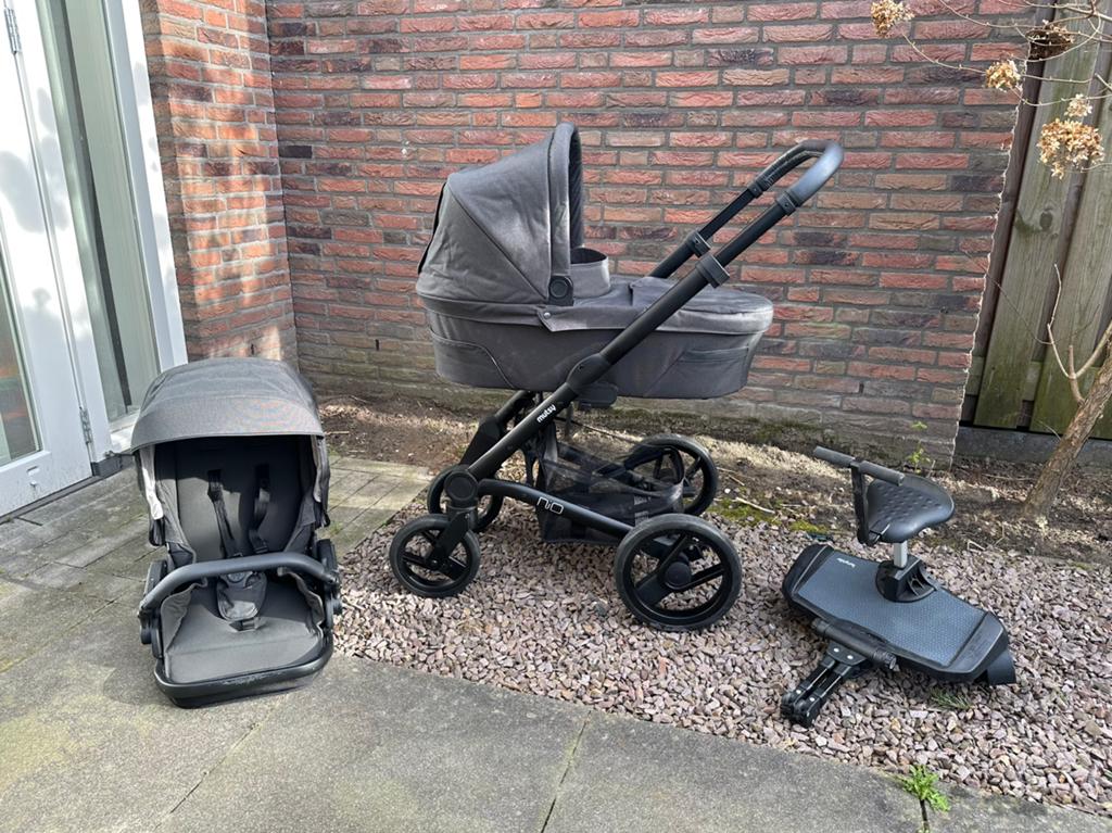 Kinderwagen / Reiswieg Mutsy Nio, Ophalen, Zo goed als nieuw, Mutsy