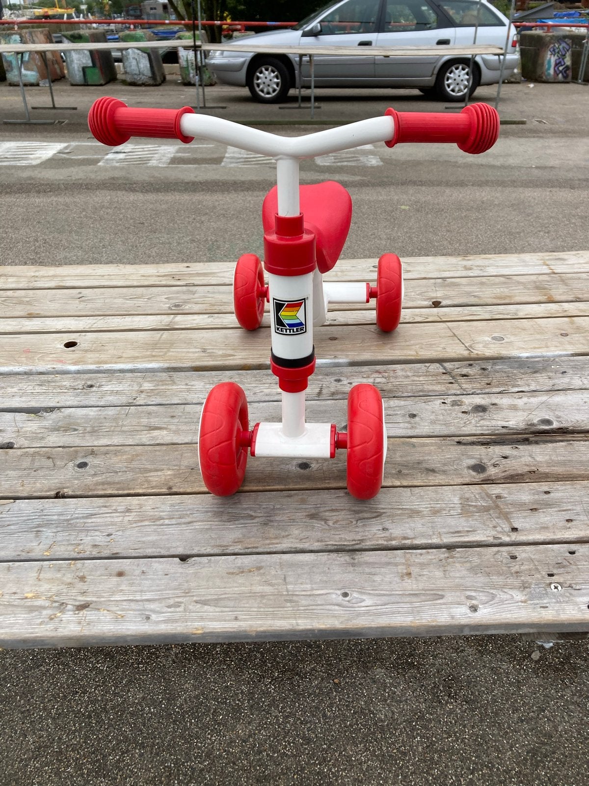 Kettler loopfietsje rood/wit - ideaal voor de kleintjes, Ophalen, Nieuw, Loopfiets