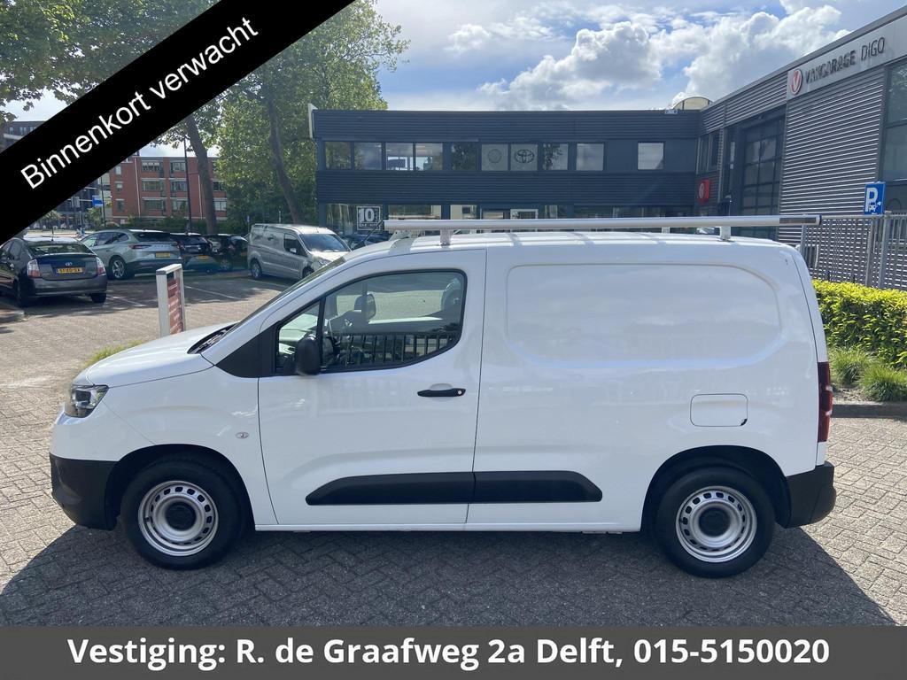 Toyota PROACE CITY 1.5 D-4D Navigator | Apple carplay/ Andoi, Auto's, Bestelauto's, Voorwielaandrijving, Stof, Gebruikt, 4 cilinders