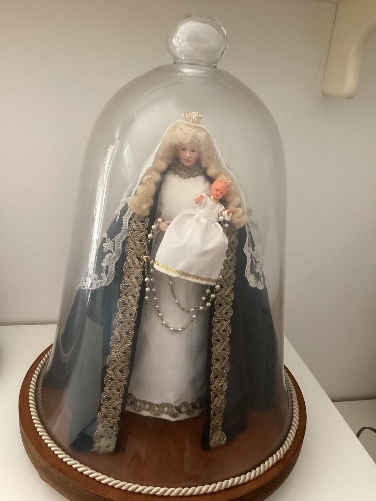 Maria beeld onder stolp, Ophalen, Nieuw